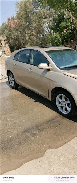 جیلی ئێم گراند EC7